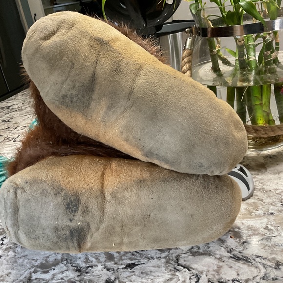 Moose hide Inuit boots - Picture 3 of 6